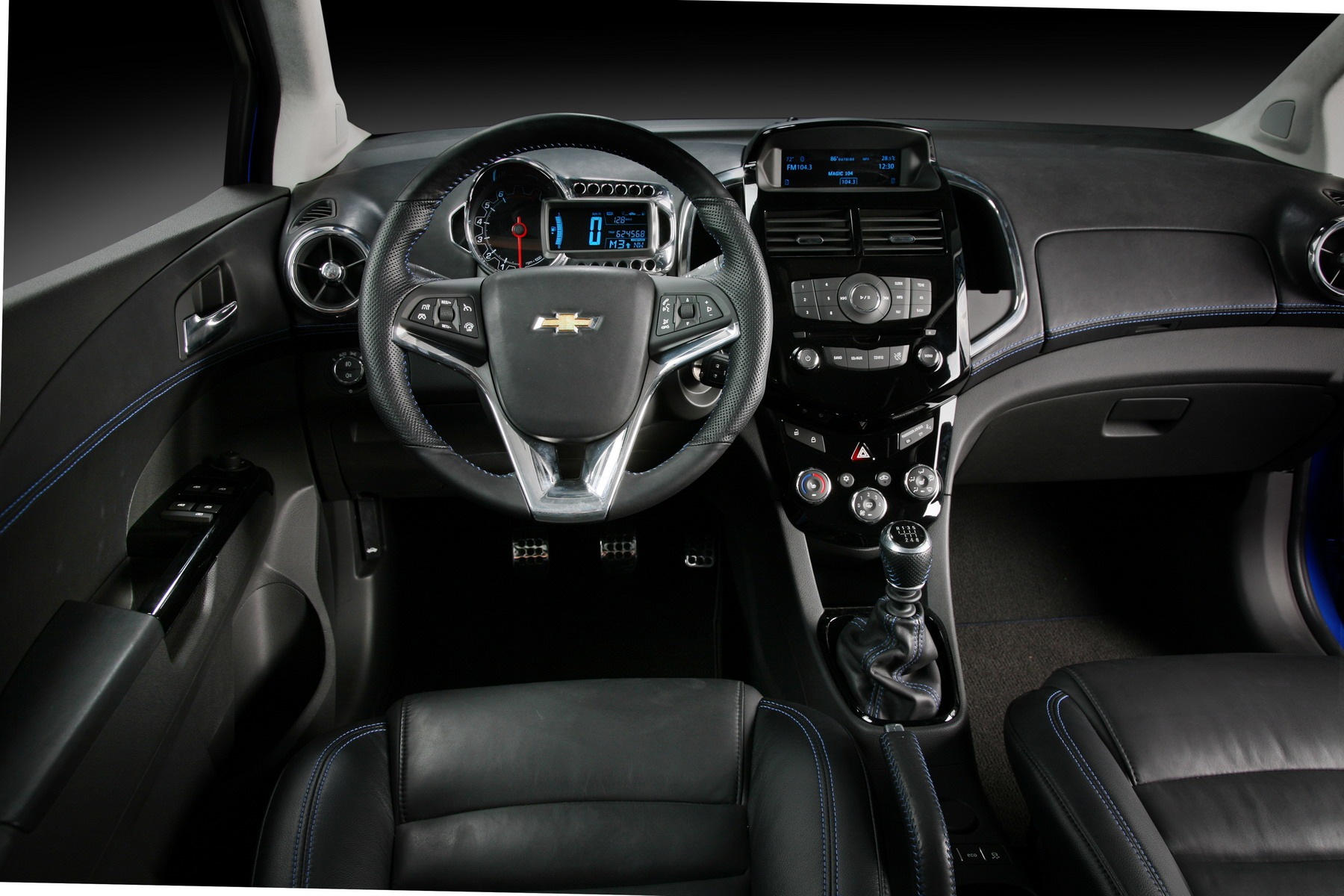 Chevrolet Aveo 2014 салон