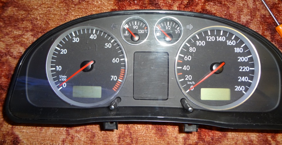 смотриться интересно — Volkswagen Golf Variant (Mk4)