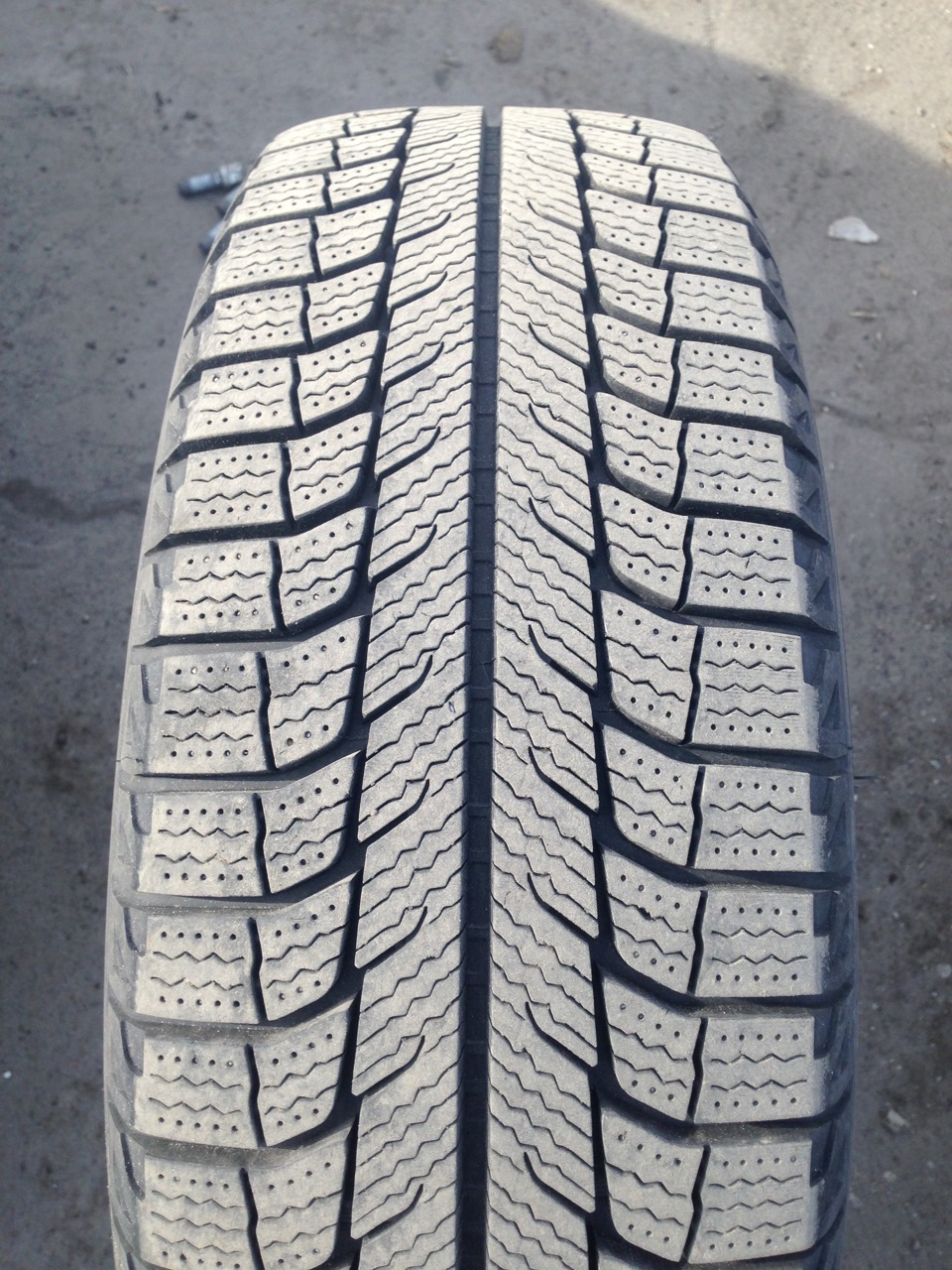 Michelin x ice 3 r15. Michelin x-Ice xi2. 185/65 R15 Michelin Latitude x-Ice xi3. Мишлен х-Ice 3 липучка. Мишлен липучка x-Ice 2.