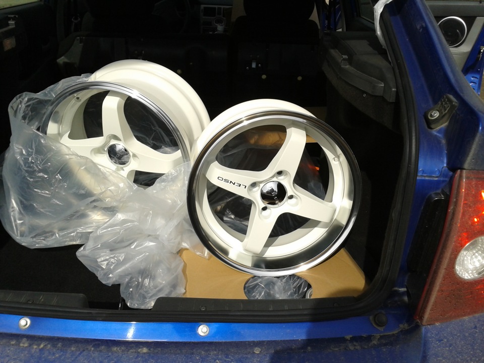 Ленсо плюсы — Lada Приора хэтчбек, 1,6 л, 2010 года | колёсные диски ...