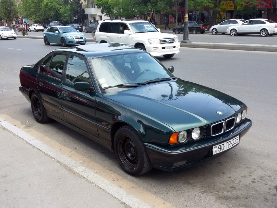 Замена лампы подсветки печки, чистка под капотом — BMW 5 series (E34 ...