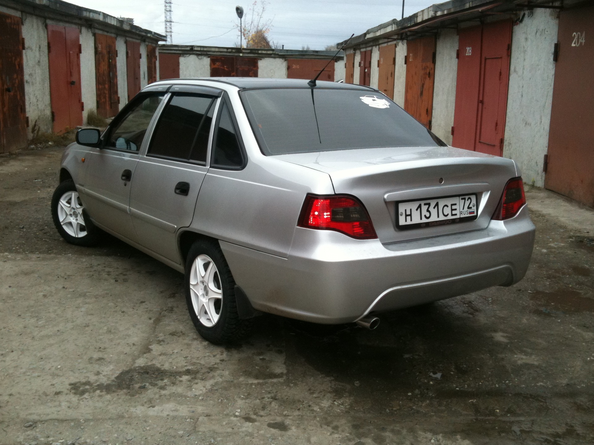 Daewoo Nexia серая