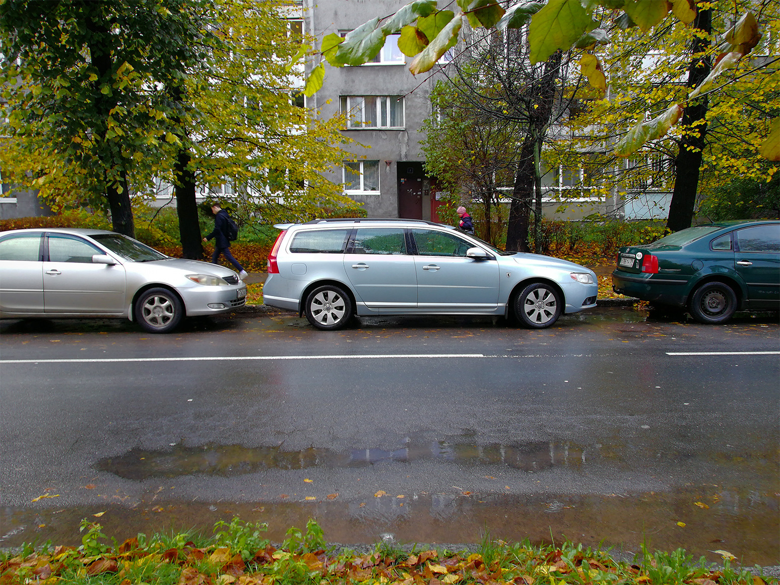 Мастер парковки 83-го уровня, вкусняшки, и говнодень. — Volvo V70 III, 2,5  л, 2008 года | стайлинг | DRIVE2