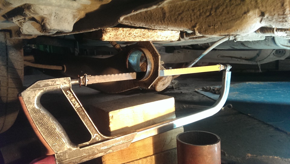 5df74a6s 960 Как открутить закисший болт в сайлентблоке