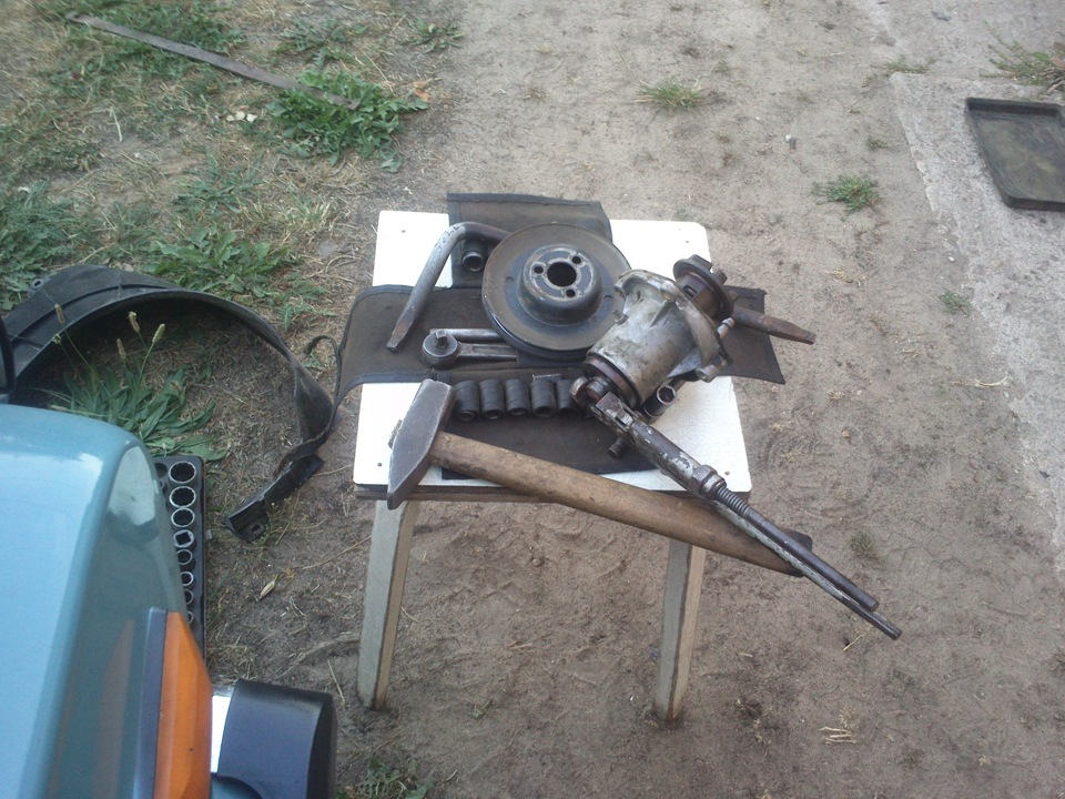 Погнало тосол из помпы… — Lada 21063, 1,3 л, 1987 года | поломка | DRIVE2