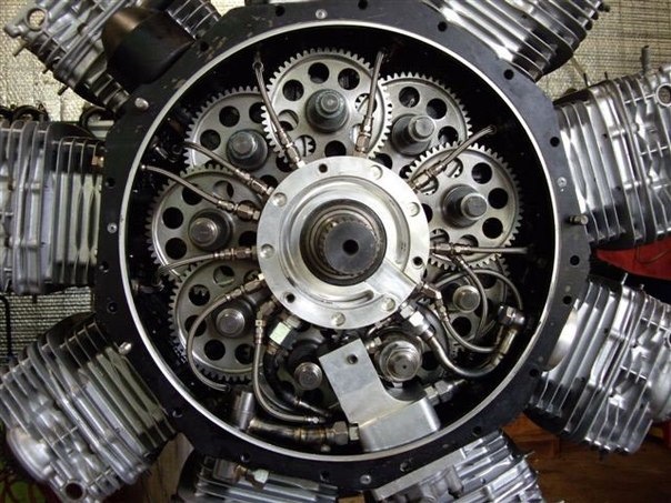RU2146010C1 - Двигатель внутреннего сгорания - Google Patents