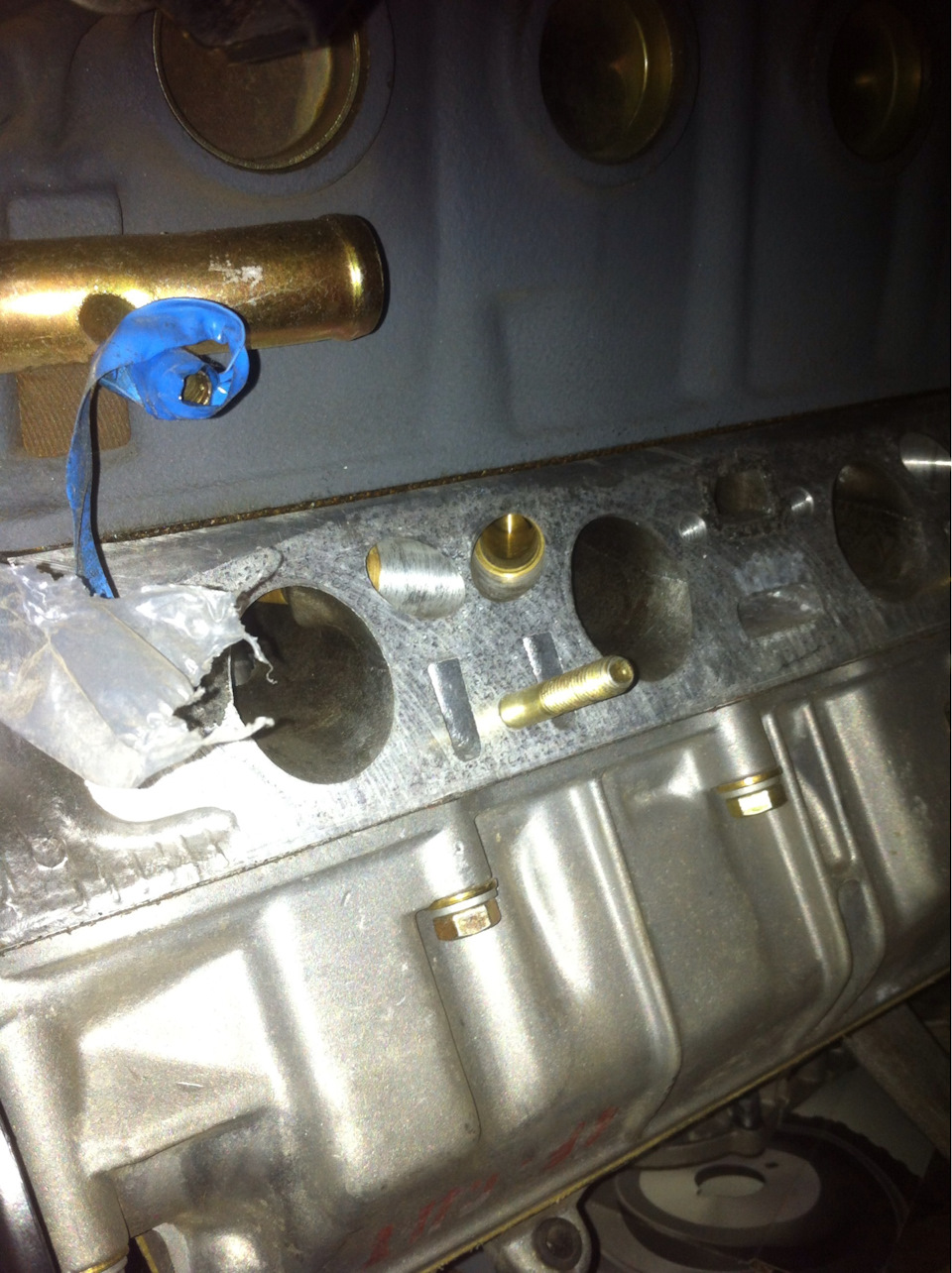 Отличия ГБЦ FIAT Croma CHT от FIAT 2.0 i.e. — Lada 21053, 2 л, 2004 ...