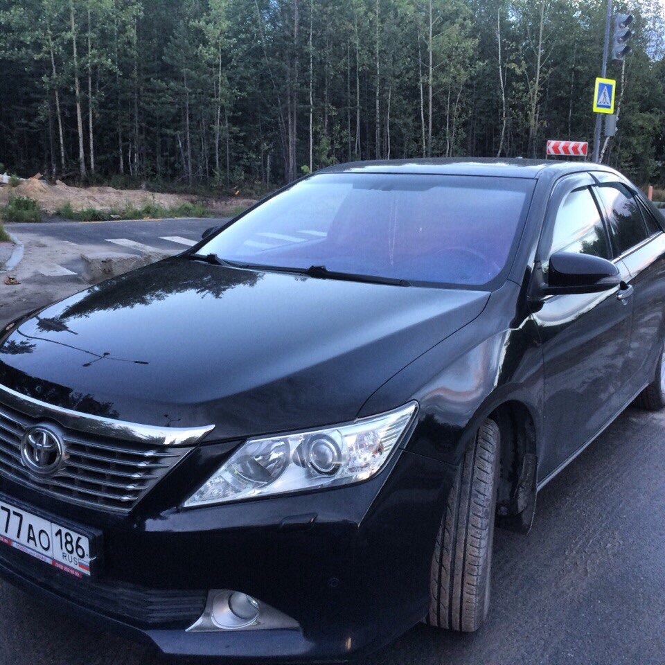 Тонировка лобового стекла атермальной пленкой — Toyota Camry (XV50), 2,5 л,  2011 года | стайлинг | DRIVE2