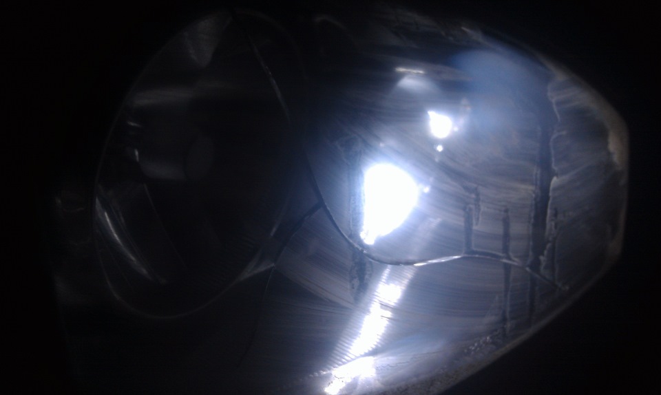 Лопнула фара — Lada Калина седан, 1,6 л, 2007 года | поломка | DRIVE2