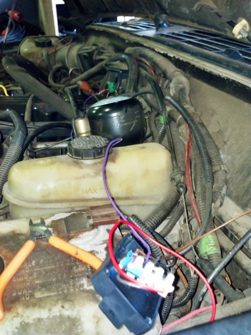 Настраивал топливо / воздух по ШПЛЗ и приблуде по регулировке ...