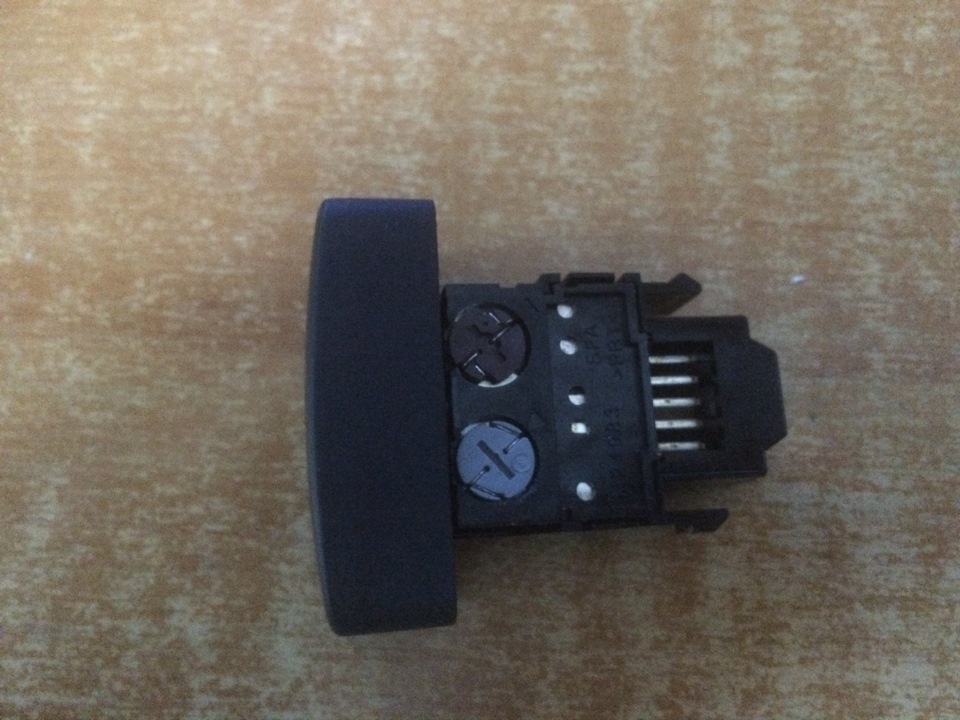 Замена перегоревшей лампочки в кнопке подогрева дворников. — Honda Fit ...