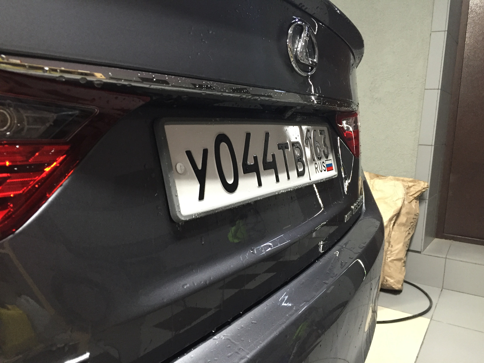 Рамки под ГОСномер — Lexus GS (L10), 3,5 л, 2015 года | аксессуары | DRIVE2