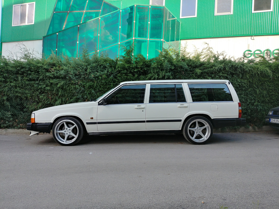 Вольво 740 универсал. Volvo 740 Wagon. Volvo 740 универсал Tuning. Volvo 740 Wagon Tuning. Volvo 740 Wagon Black.