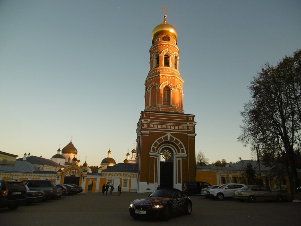 Церковь п. Юг Подмосковья.