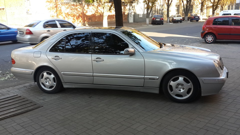 Mercedes-Benz E-Class 320 CDI