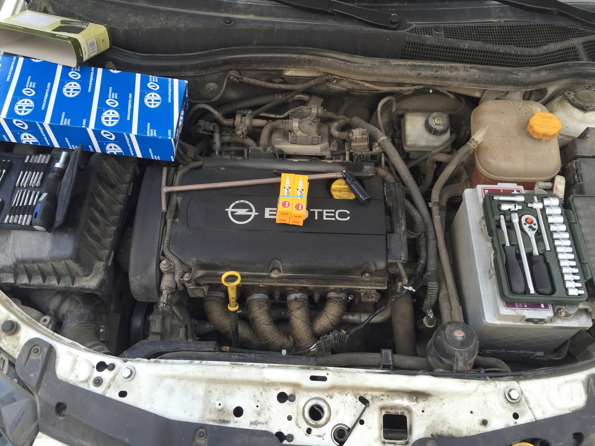 Модуль зажигания полетел — Opel Astra H, 1,8 л, 2012 года | поломка ...