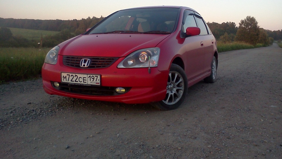 000 перед. Honda Civic eu4. Цивик eu 4. Honda Civic 7 eu4. Civic eu4 салон.