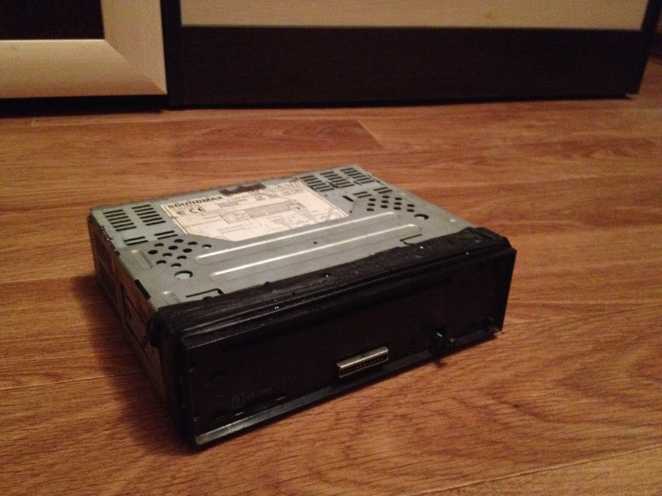 Передняя панель для магнитолы SoundMax SM-CDM1041 — DRIVE2