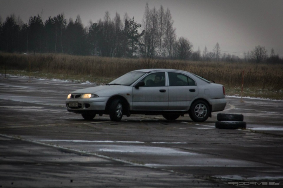 Фото в бортжурнале Mitsubishi Carisma