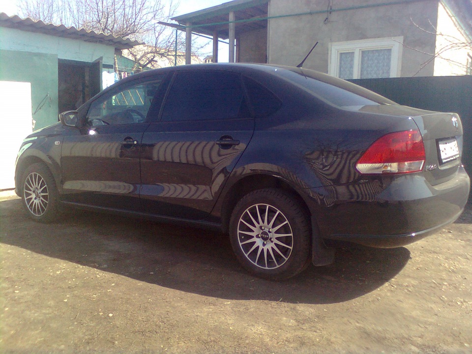 polo sedan +скад r17