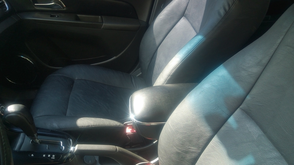 Подлокотник — Chevrolet Cruze (1G), 1,6 л, 2012 года | тюнинг | DRIVE2