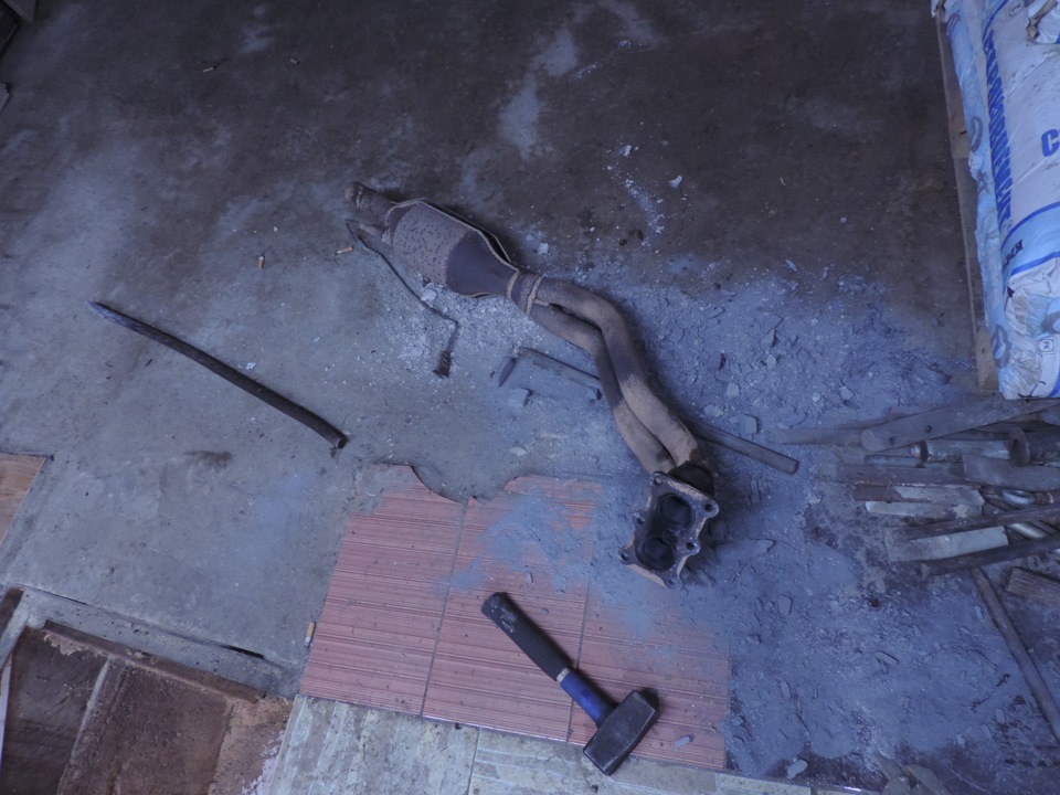 Выбиваем катализатор — Volkswagen Golf Mk4, 1,6 л, 2000 года | своими ...