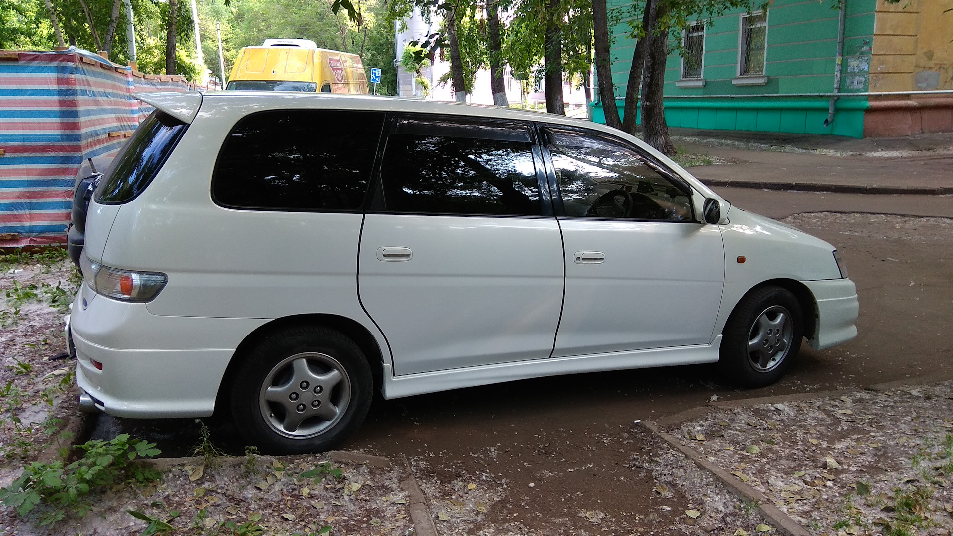 Купить Тойоту 4 Вд