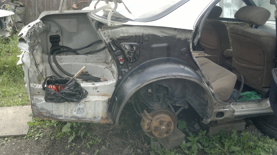 тойота замена крыла