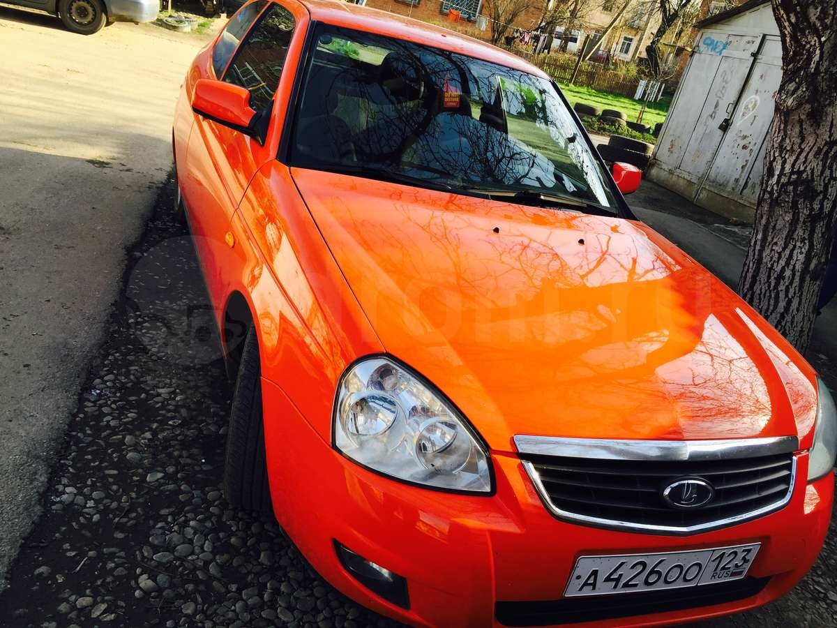 Оранжевый цвет краска. Лада Приора оранжевая. Lada Priora Coupe оранжевая. Лада Приора морковный. Приора красный Кэнди.