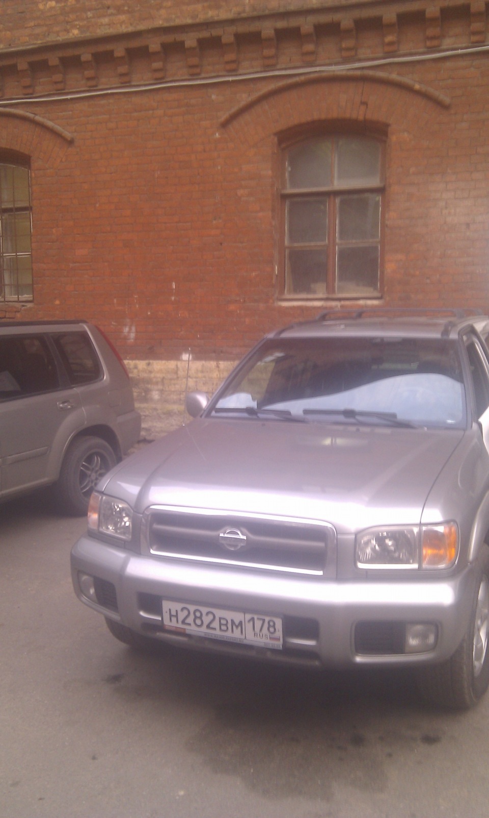 Фото в бортжурнале Nissan Pathfinder (2G)