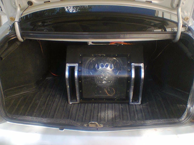 Купил саб — Lada 21104, 1,5 л, 2004 года | автозвук | DRIVE2