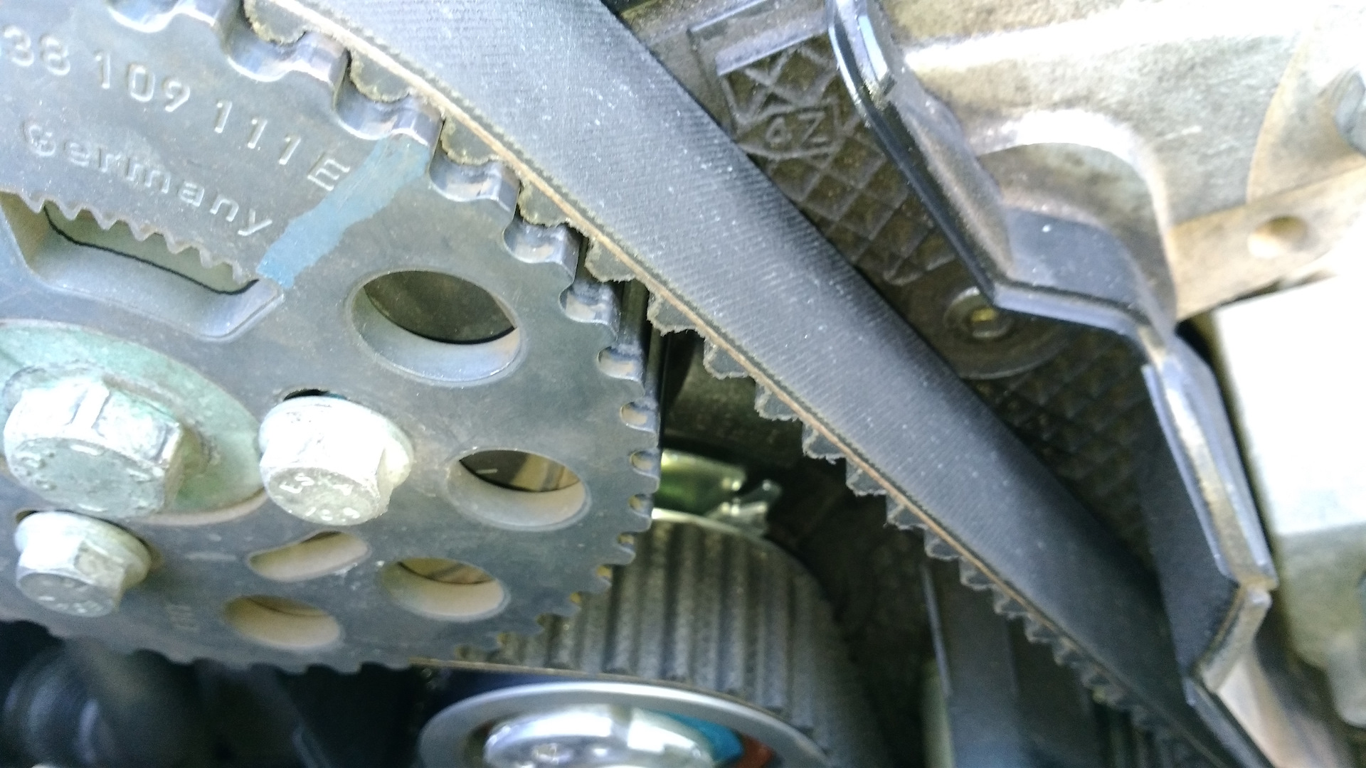 At2049 фиксатор грм. цепь для синхронизатора. 5. 8. фиксатор грм туарег 2.