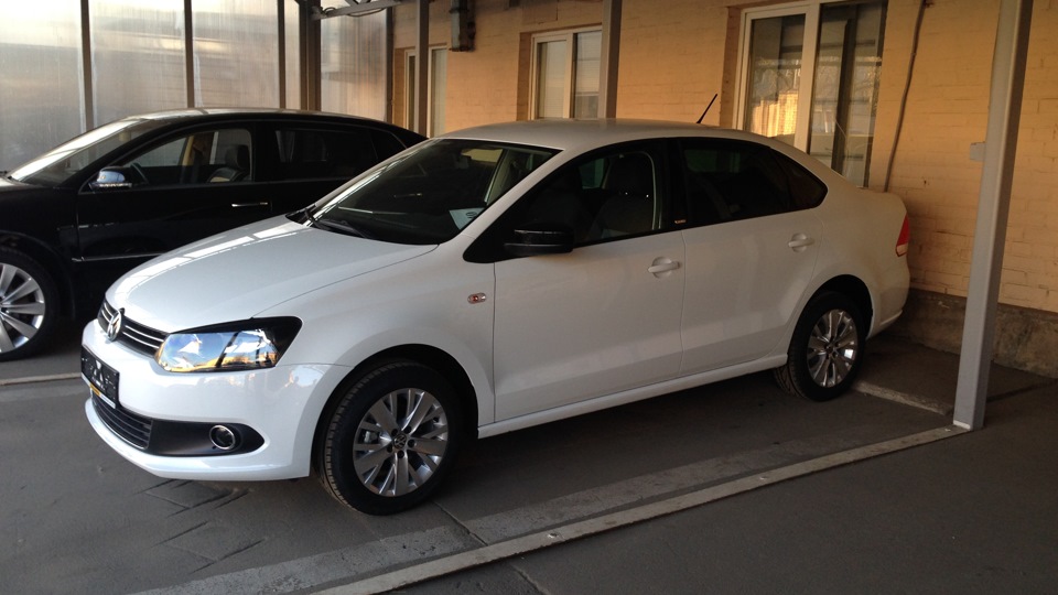 volkswagen polo sedan style 2014 volkswagen polo sedan style 2014