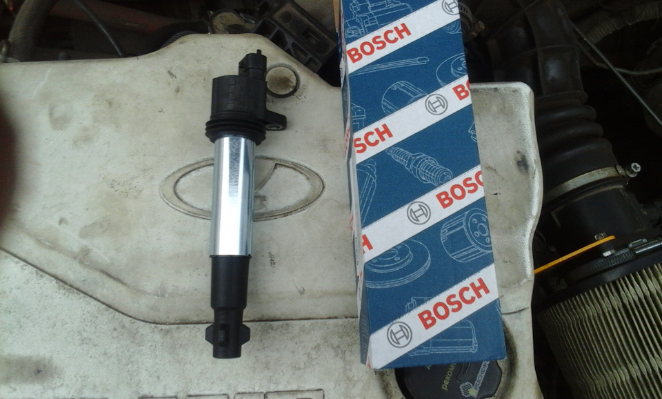 замена четвертой катушки зажигания (икз) — Lada Приора хэтчбек, 1,6 л ...