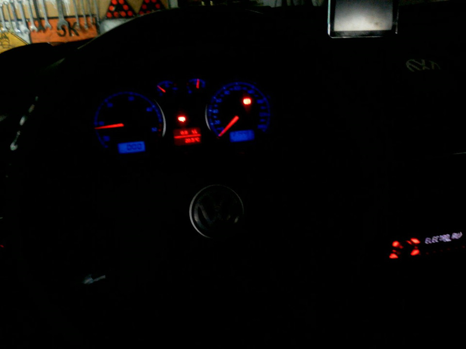 запись #14 -подсветка стрелок приборной панели- — Volkswagen Passat B5 ...