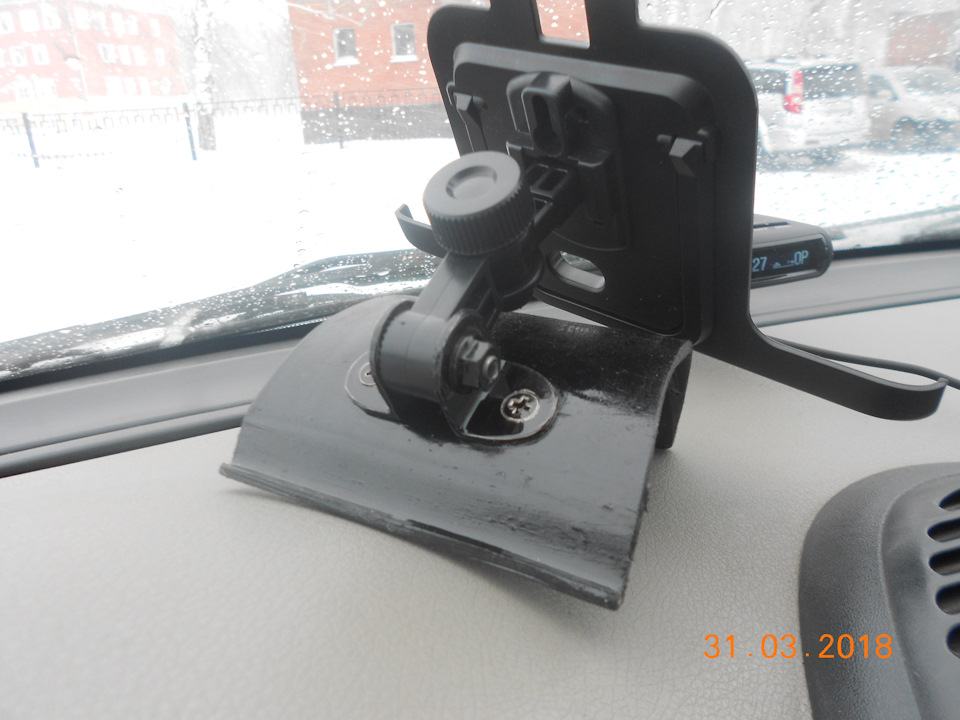 Держатель для навигатора и планшета в Калину, мой вариант. — LADA ...