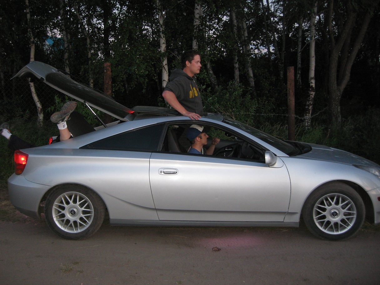       Toyota Celica 18 2002