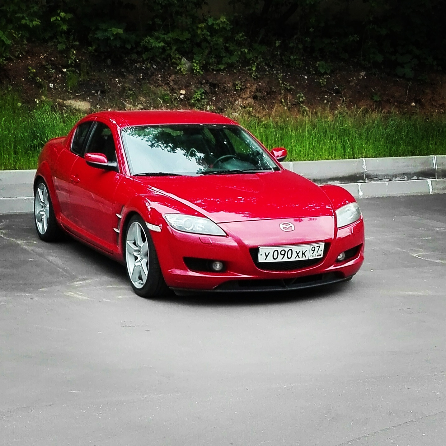 Mazda RX 8 Red