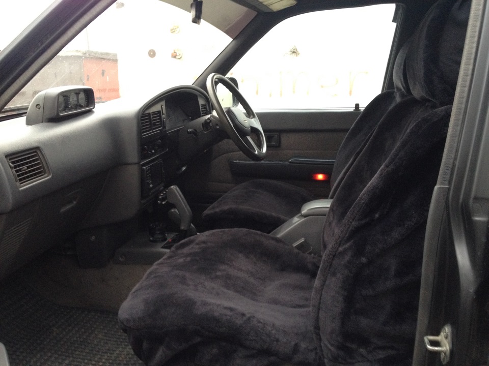 Меховые чехлы — Toyota Hilux Surf (2G), 2 л, 1991 года | аксессуары ...