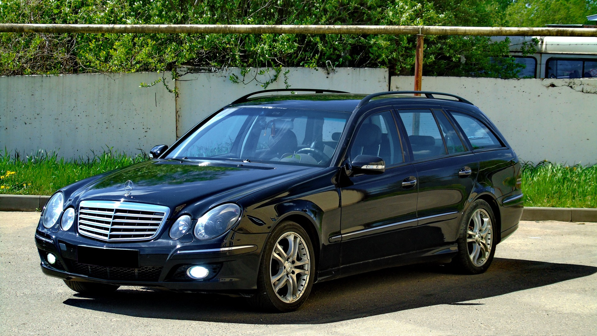 W211 2004. Мерседес w211 универсал. Mercedes 211 универсал. E211 Mercedes универсал. Мерседес е универсал 2004.