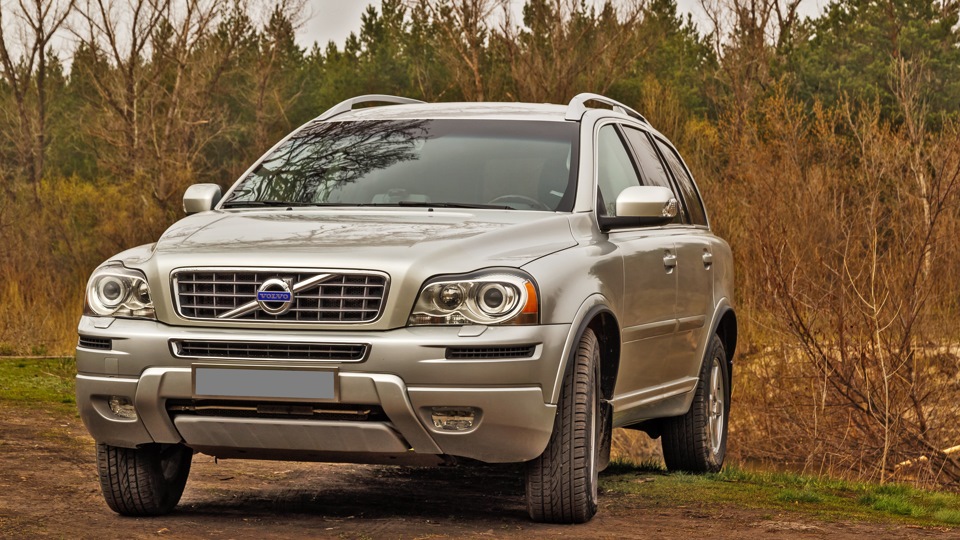 Машина volvo xc90