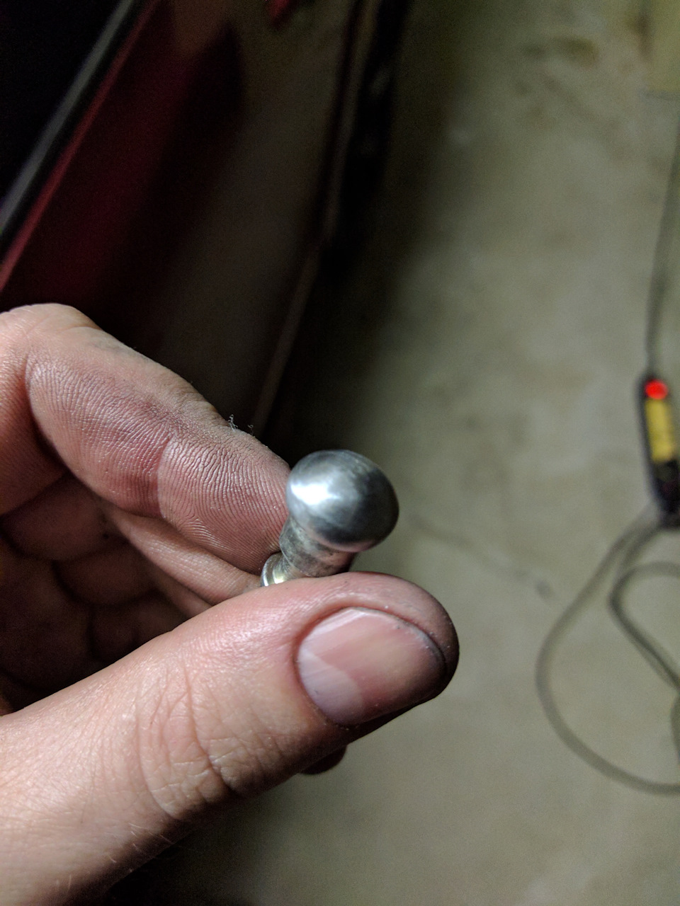 Шлифанул надфилем и шкуркой — Honda Civic 4D (8G)