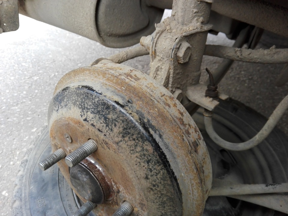 Решил поменять колодки, ступичный подшипник задний — Hyundai Accent (2G ...