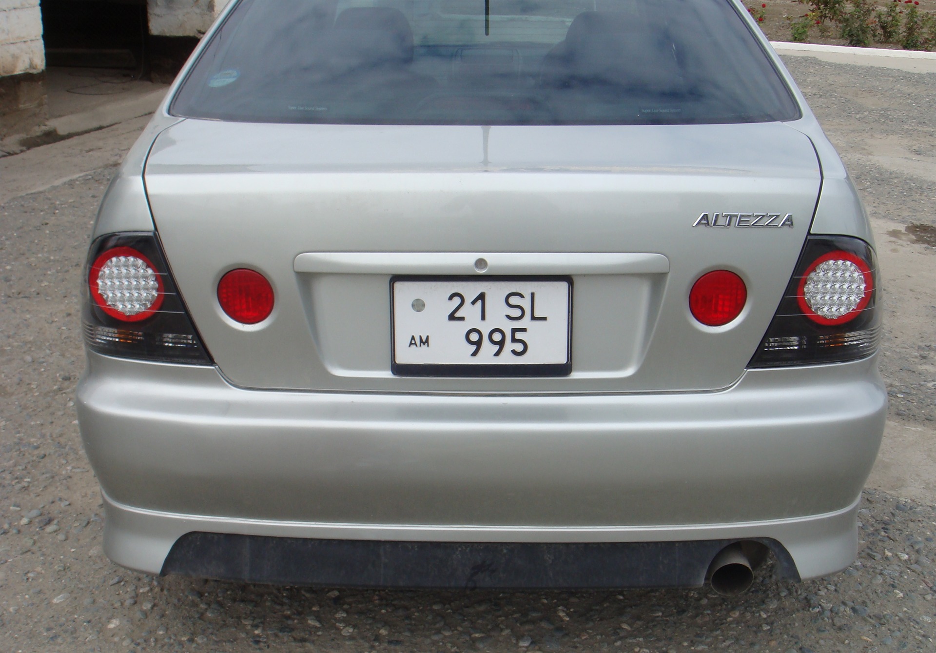 - Toyota Altezza 20 1998 