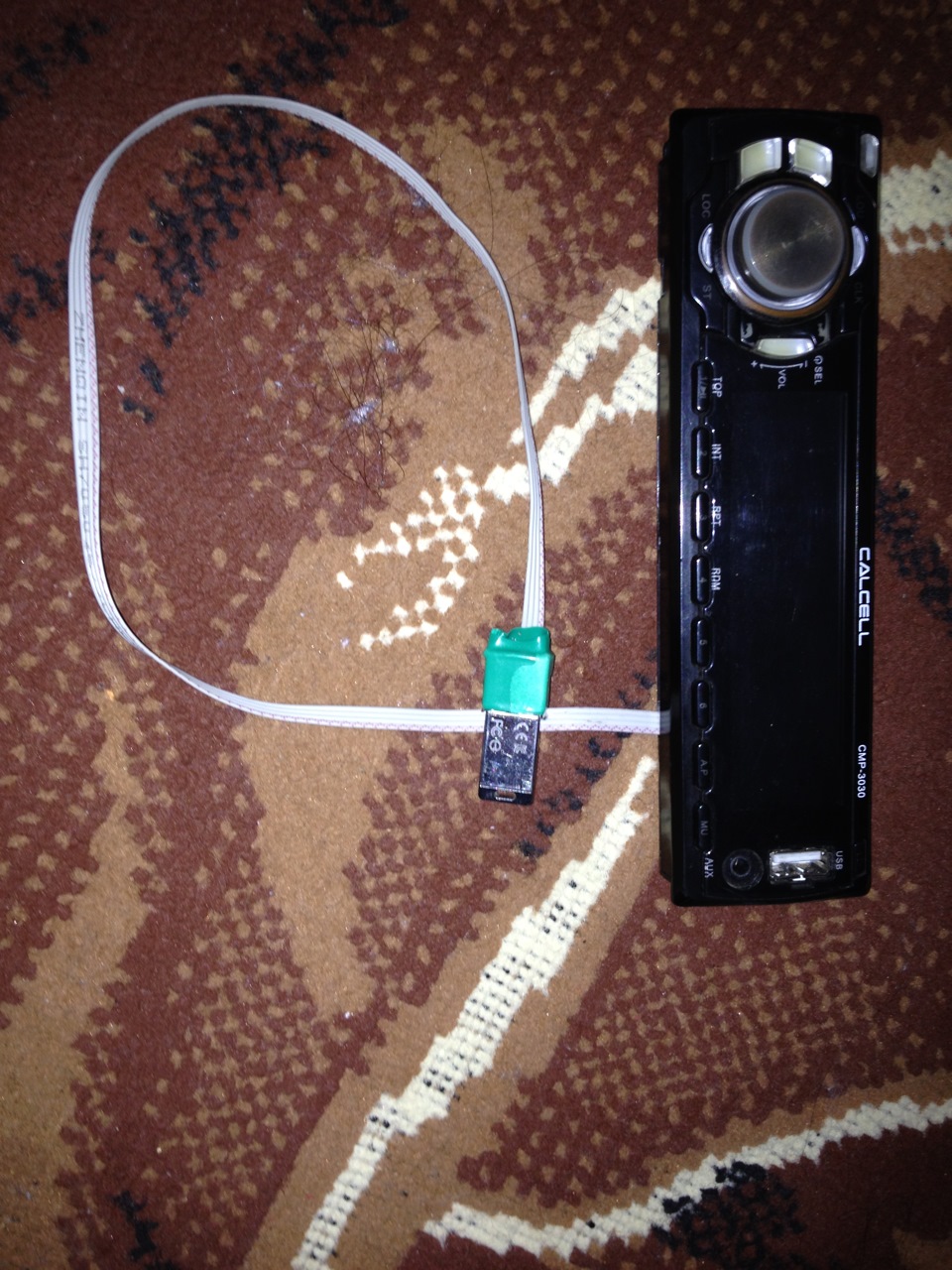 перенос USB разъем автомагнитолы — Lada Приора седан, 1,6 л, 2009 года ...