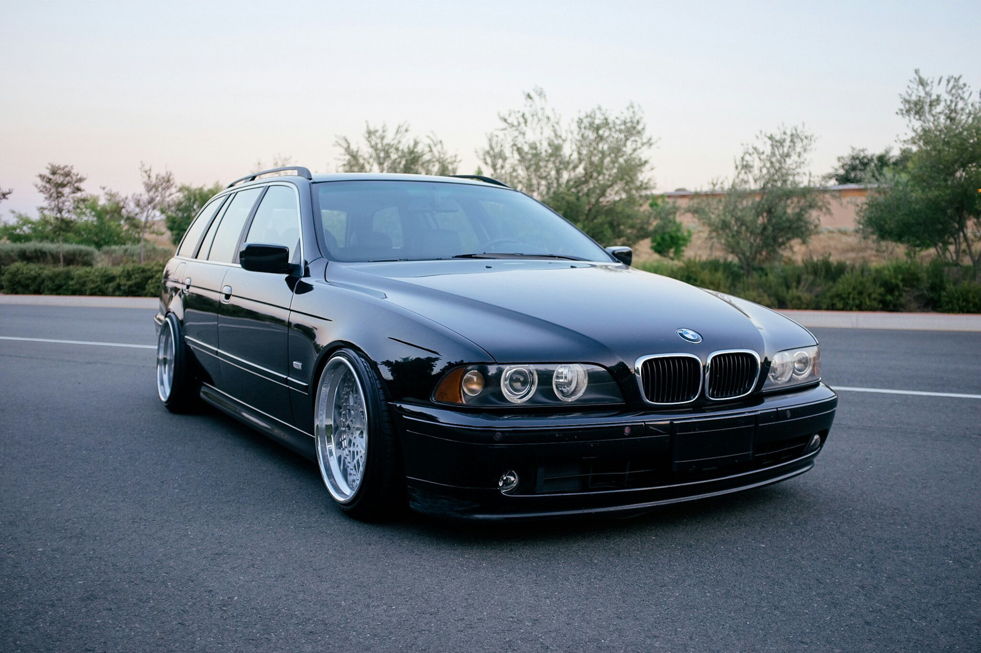 Bmw 525i фото