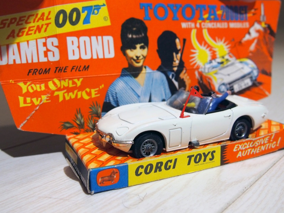 Corgi toyota sales 2000gt