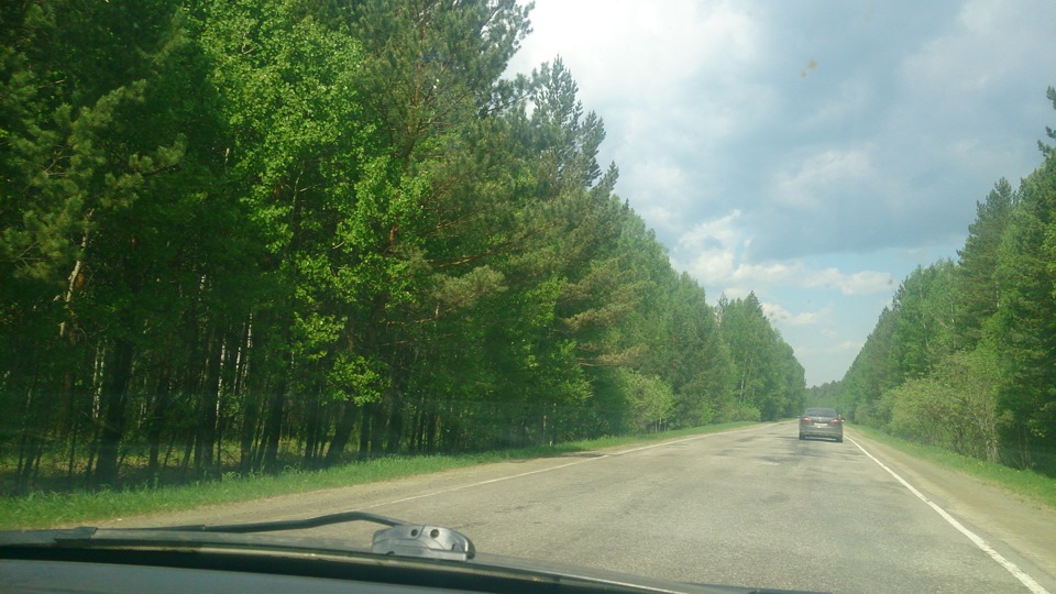 По дороге — Lada Калина Хэтчбек (1G)