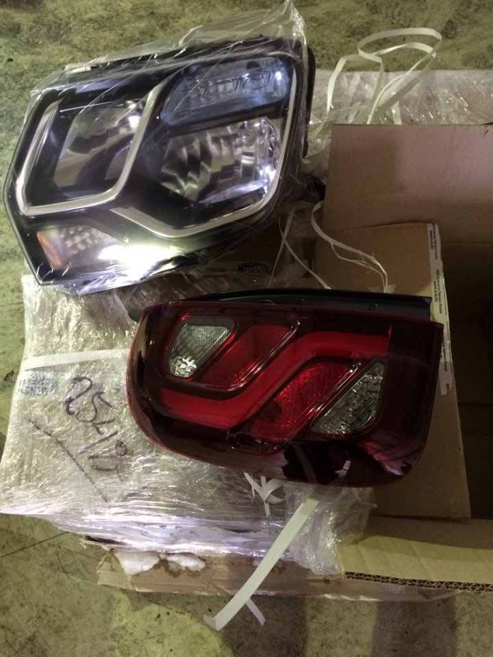 Фары на Рено Дастер tuning-opt.ru/shop/658/desc/komplekt-originalnoj ...