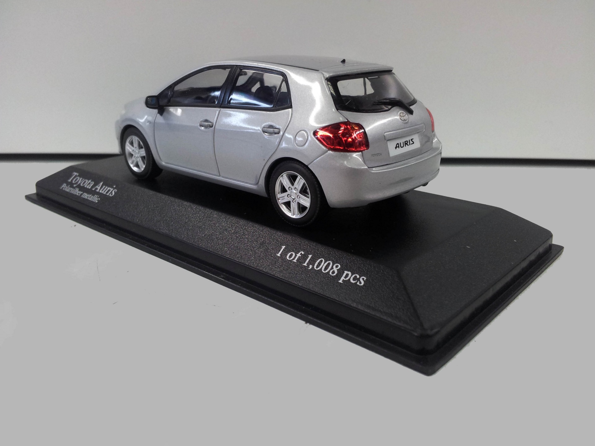 Toyota Auris 1:43 